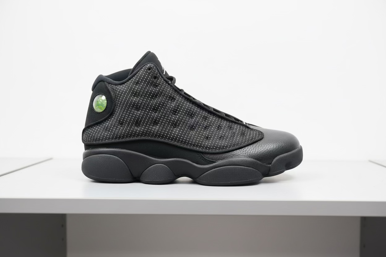 Air Jordan 13 Retro “Black Cat”